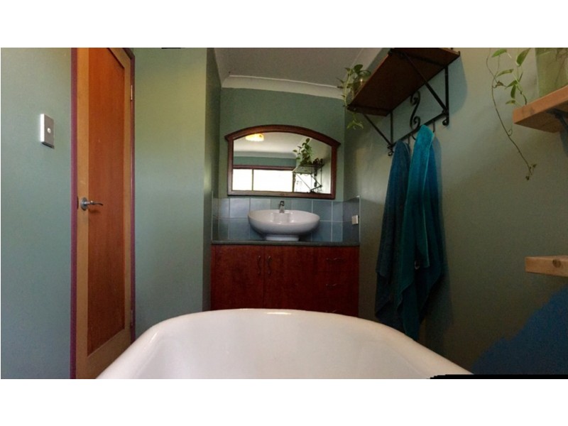 505 Sim Jue Creek Road, Dundas QLD 4306