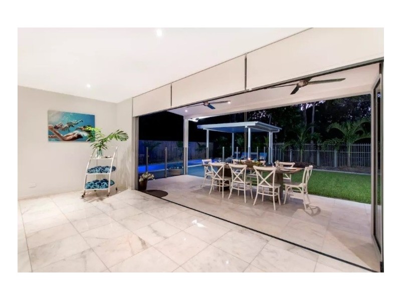 Palm Cove QLD 4879
