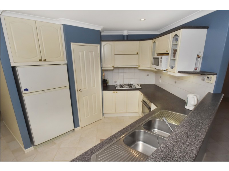 18 Heales Way, Green Head WA 6514