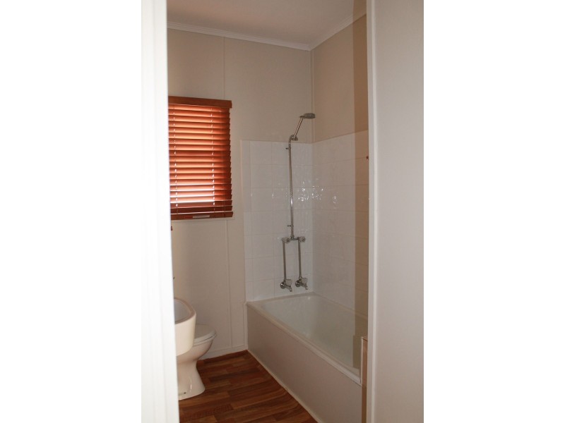24 Old Maryborough Rd, Gympie QLD 4570