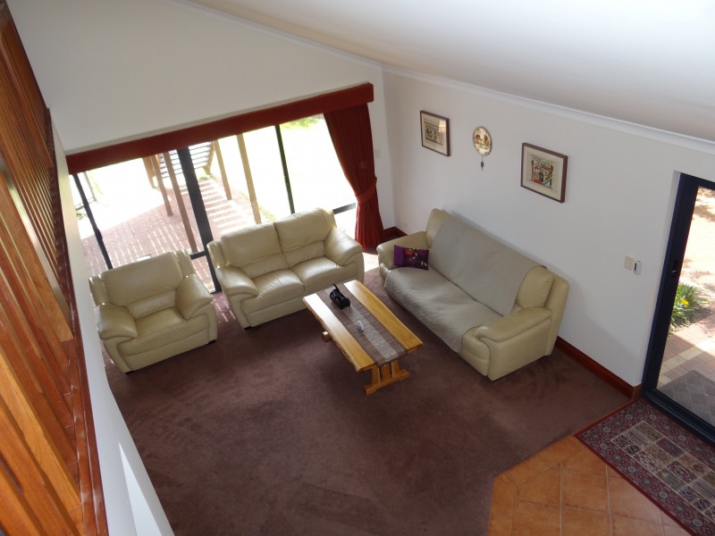 16 Mariners View, Mindarie WA 6030