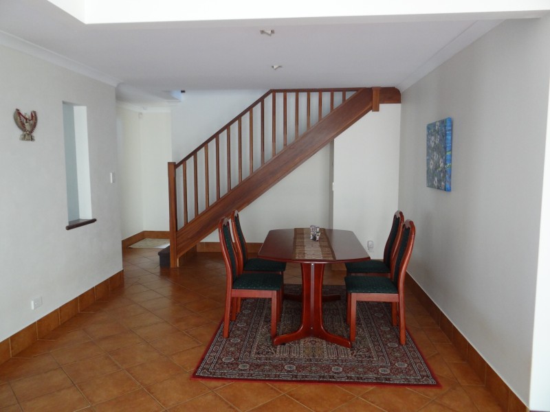 16 Mariners View, Mindarie WA 6030