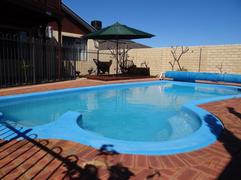 16 Mariners View, Mindarie WA 6030