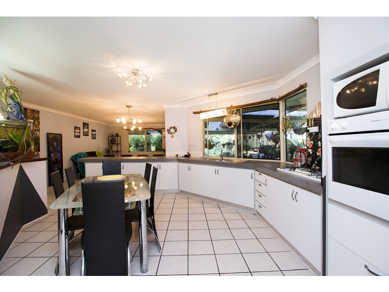 8 Tassell Place, Stoneville WA 6081