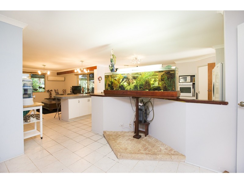 8 Tassell Place, Stoneville WA 6081