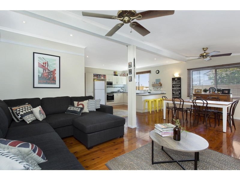 62 Bevington Street, Sandgate QLD 4017