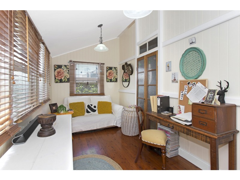 62 Bevington Street, Sandgate QLD 4017