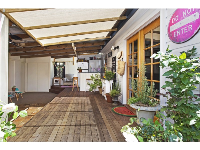 62 Bevington Street, Sandgate QLD 4017