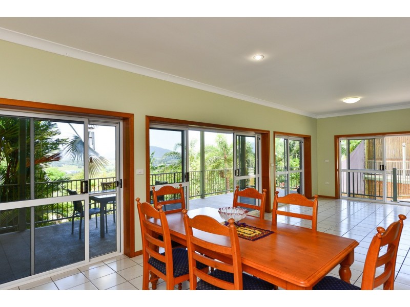 23 Darkin Close, Smithfield QLD 4878