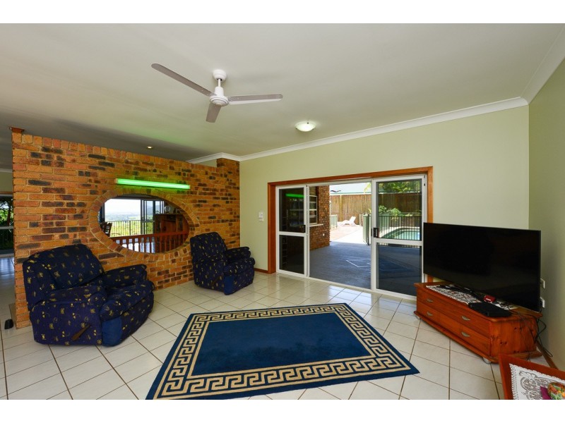 23 Darkin Close, Smithfield QLD 4878