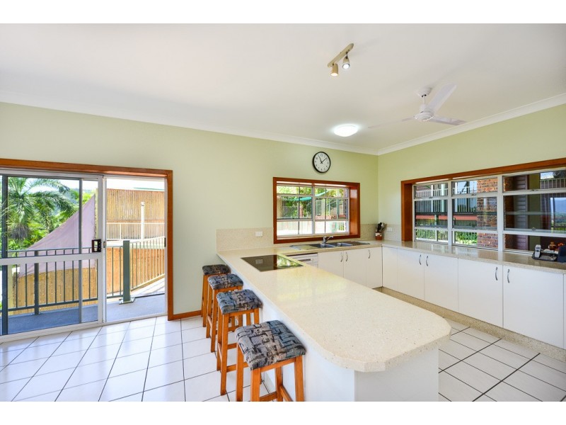 23 Darkin Close, Smithfield QLD 4878