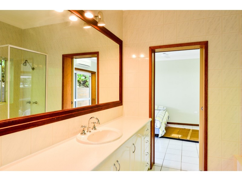 23 Darkin Close, Smithfield QLD 4878