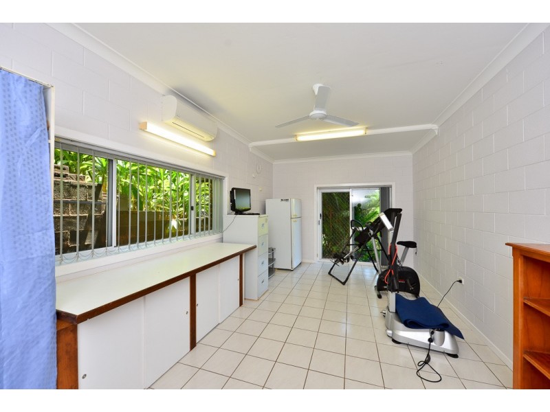 23 Darkin Close, Smithfield QLD 4878