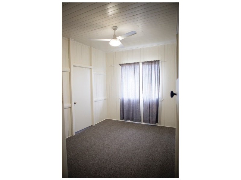 77 Meredith Road, Veteran QLD 4570