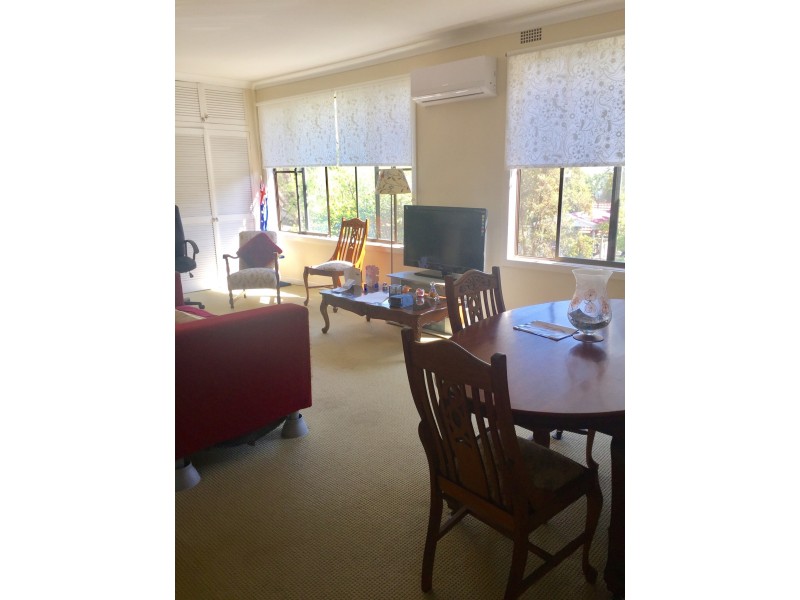 83 Carolyn Street, Adamstown Heights NSW 2289