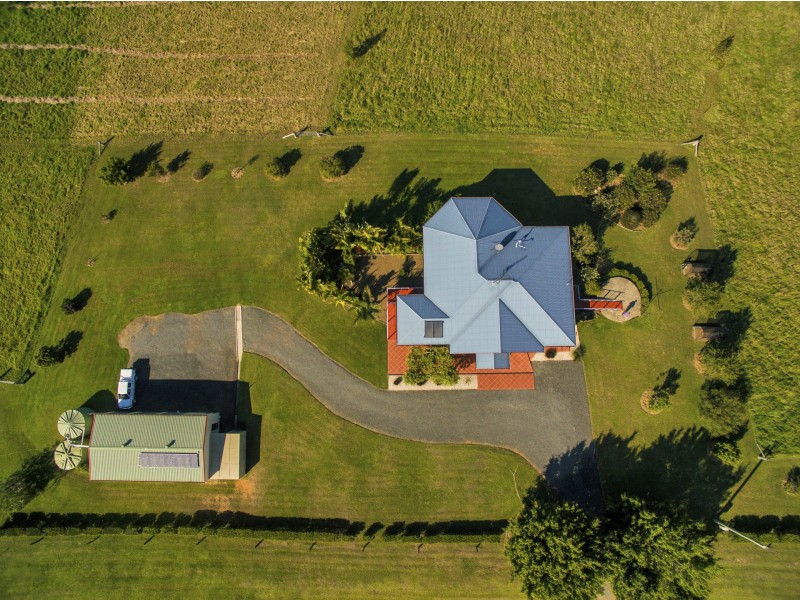 8 Old Coach Lane, Canina QLD 4570