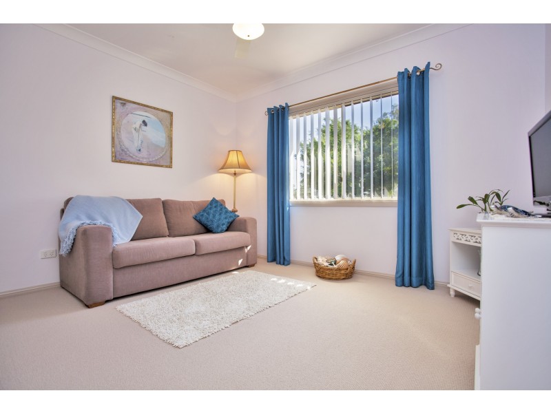 8 Old Coach Lane, Canina QLD 4570