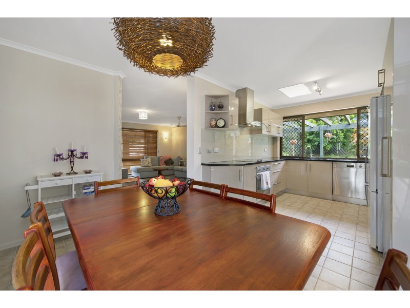 20  Eucumbene drive, Petrie QLD 4502