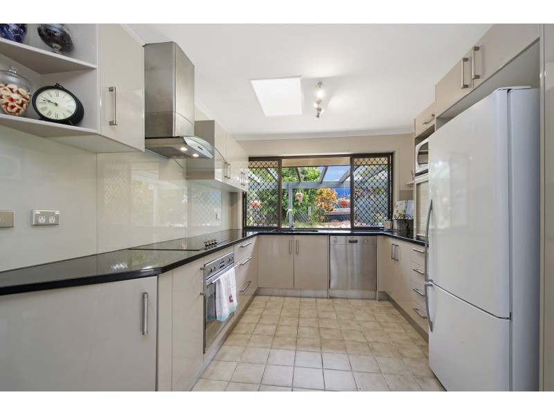 20  Eucumbene drive, Petrie QLD 4502