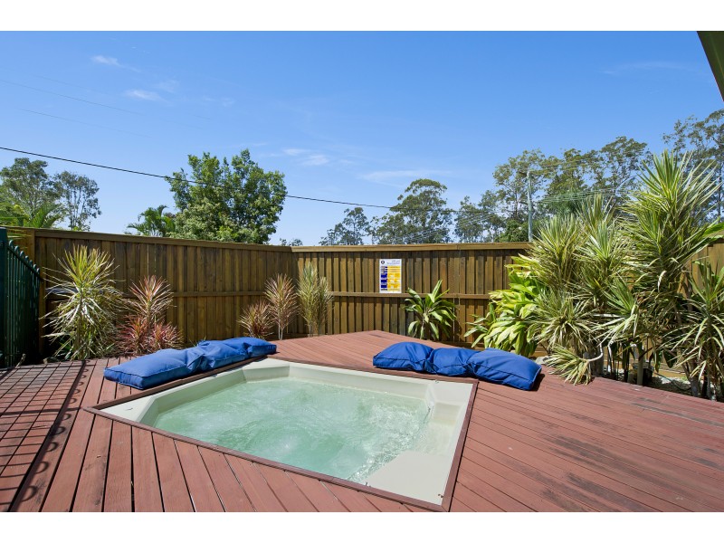 20  Eucumbene drive, Petrie QLD 4502