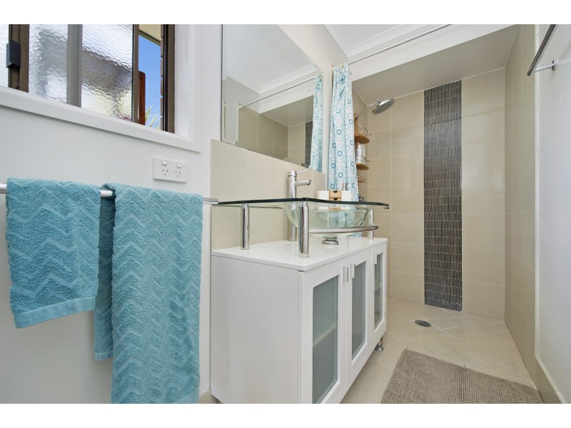 20  Eucumbene drive, Petrie QLD 4502