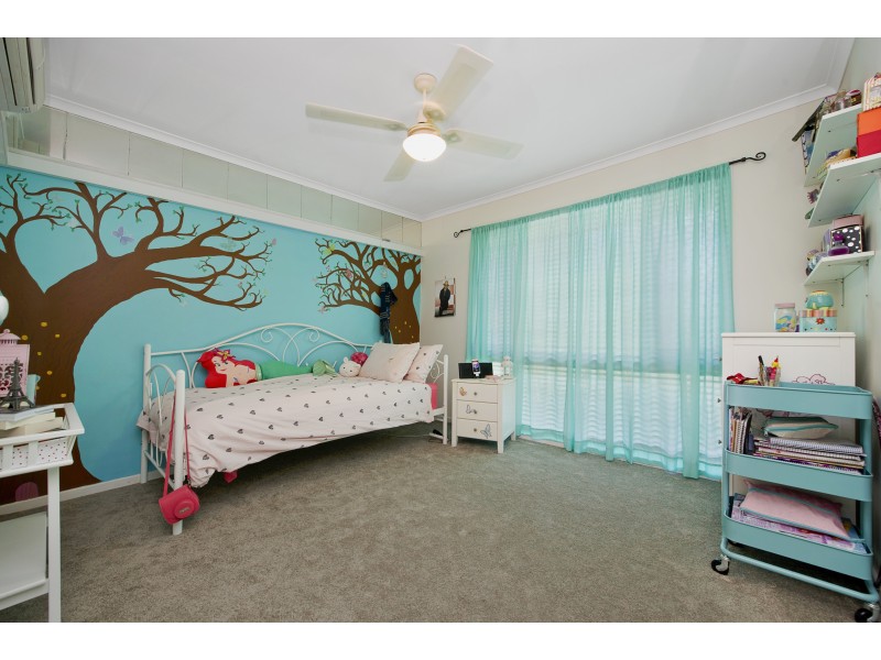 20  Eucumbene drive, Petrie QLD 4502