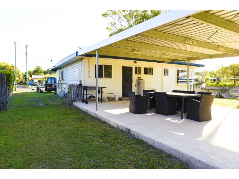 15 Pine Street, Andergrove QLD 4740