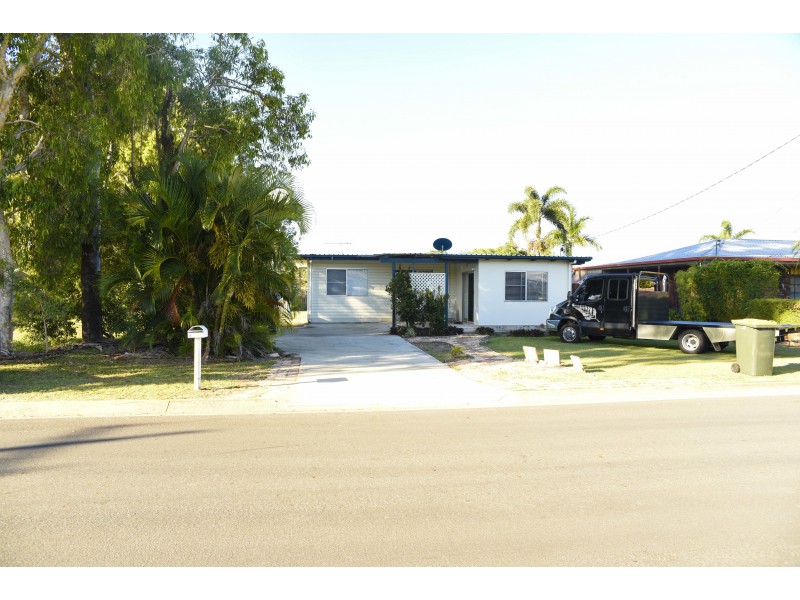 15 Pine Street, Andergrove QLD 4740