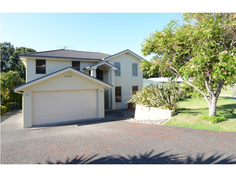1 Dilberang Close, South West Rocks NSW 2431