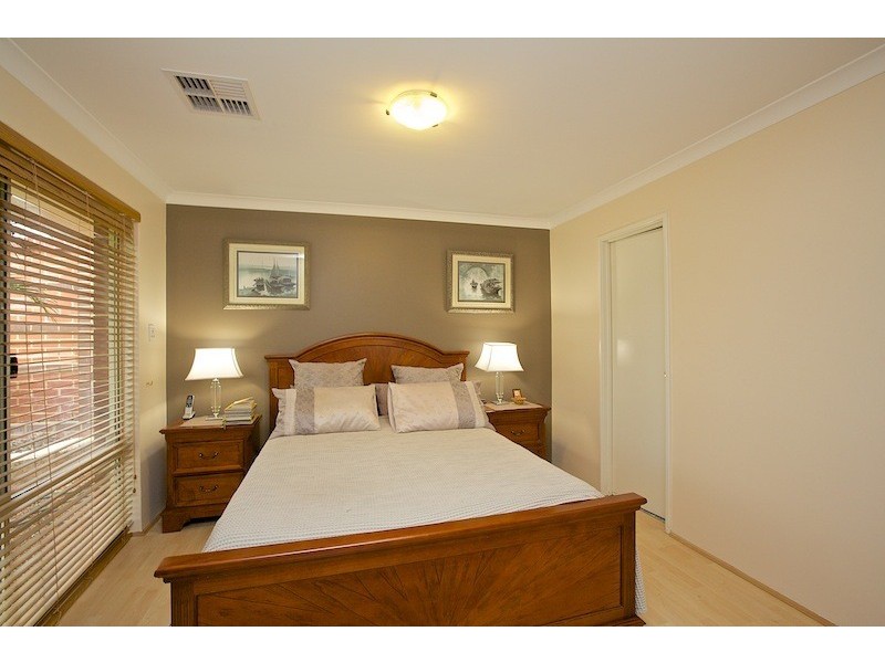 1 Sapium Way, Woodvale WA 6026