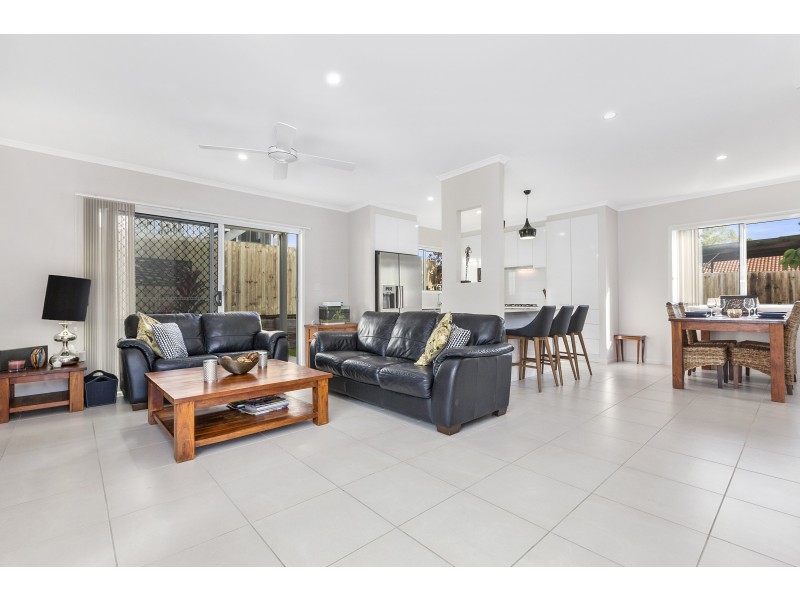 11B Orsova Terrace, Caloundra QLD 4551