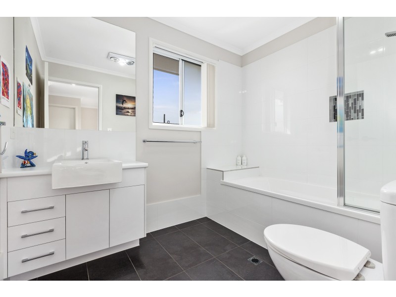 11B Orsova Terrace, Caloundra QLD 4551