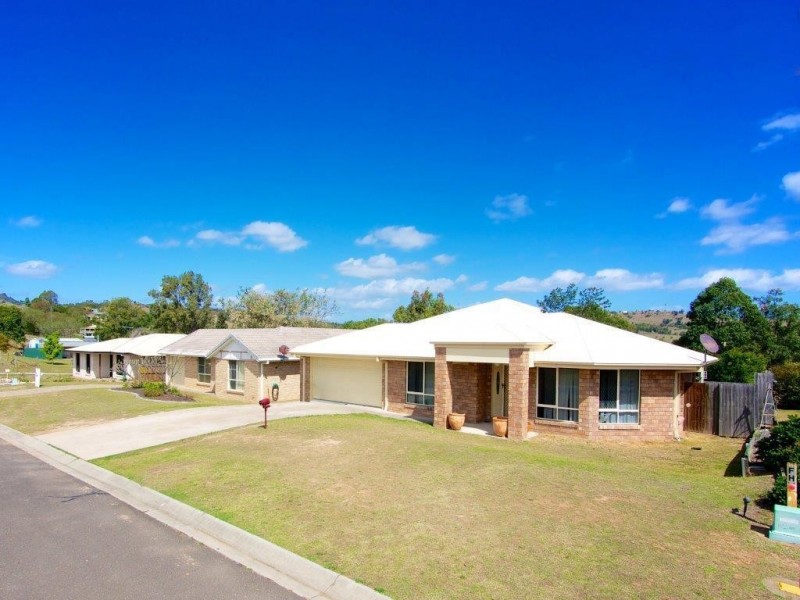 5 Banksia Court, Lowood QLD 4311