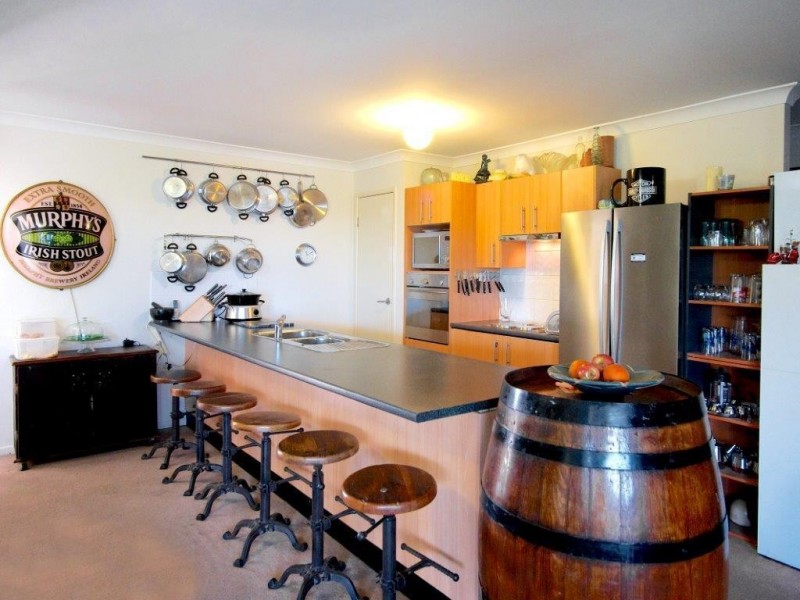 5 Banksia Court, Lowood QLD 4311