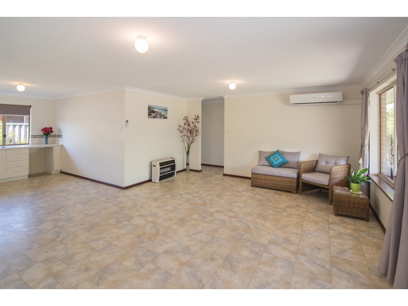 7 Karrinyup Retreat, West Busselton WA 6280