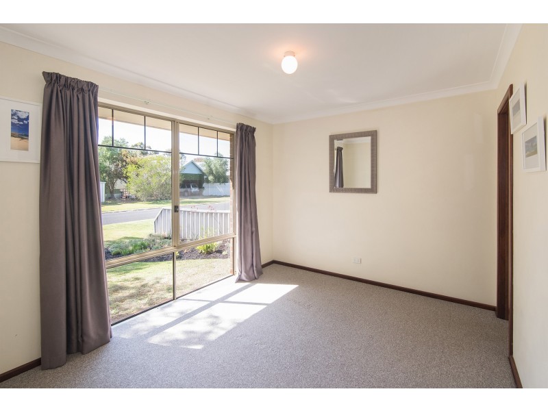 7 Karrinyup Retreat, West Busselton WA 6280