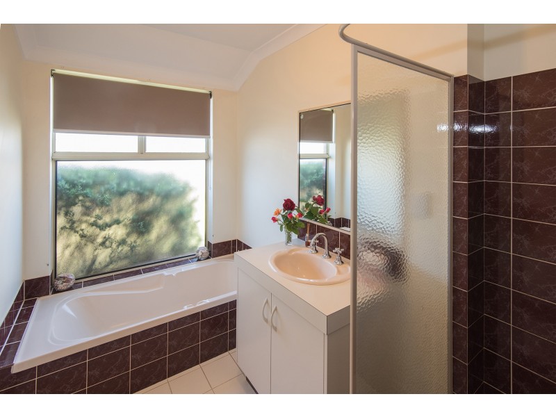 7 Karrinyup Retreat, West Busselton WA 6280