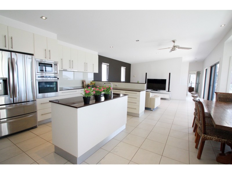 11 The Dress Circle, Tura Beach NSW 2548