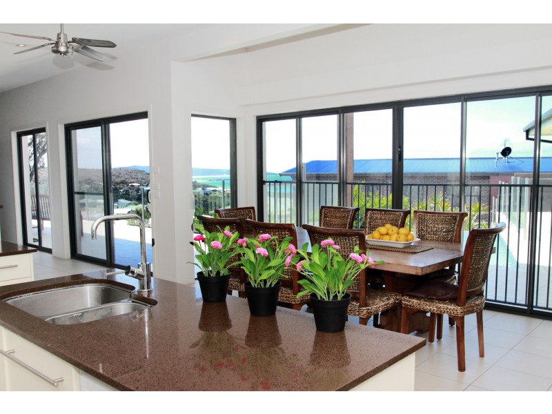 11 The Dress Circle, Tura Beach NSW 2548