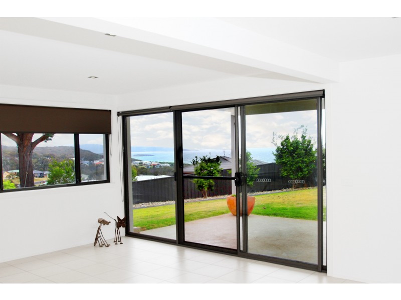 11 The Dress Circle, Tura Beach NSW 2548