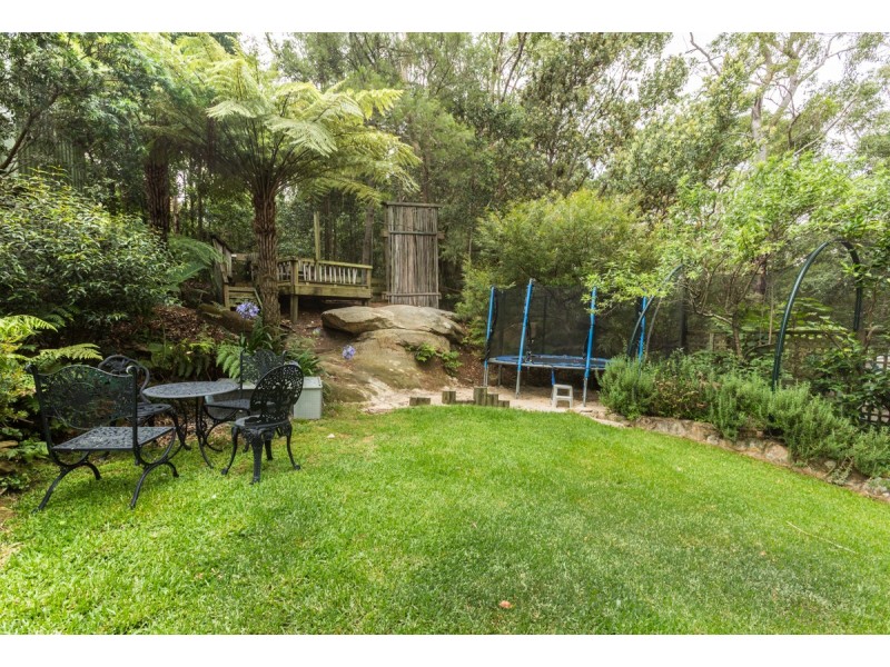 20 Davies Avenue, Springwood NSW 2777