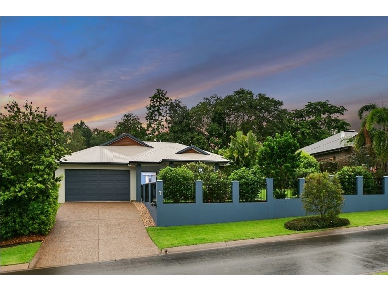 7 Colbeck Close, Mount Sheridan QLD 4868