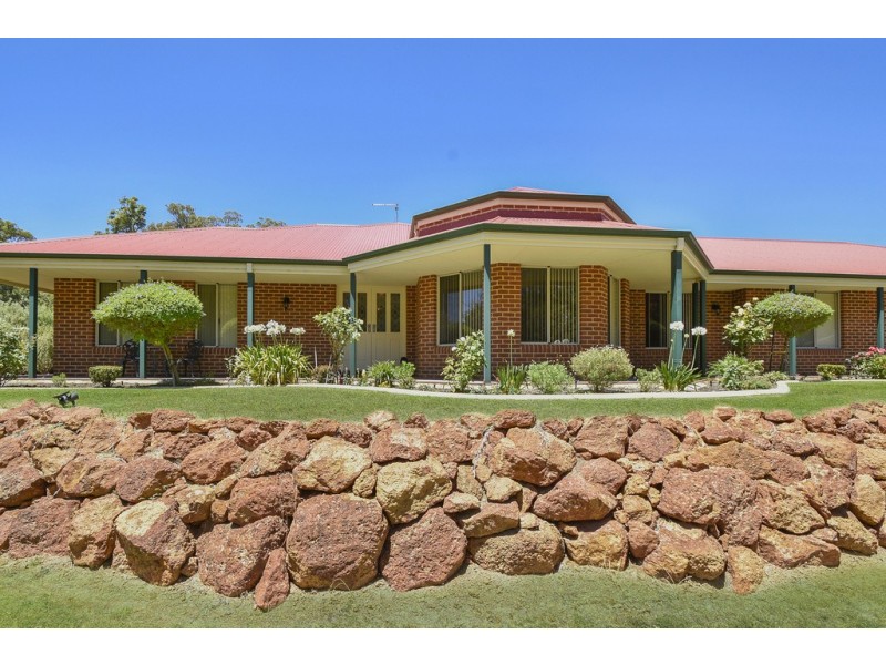 19 Chestnut Road, Jarrahdale WA 6124