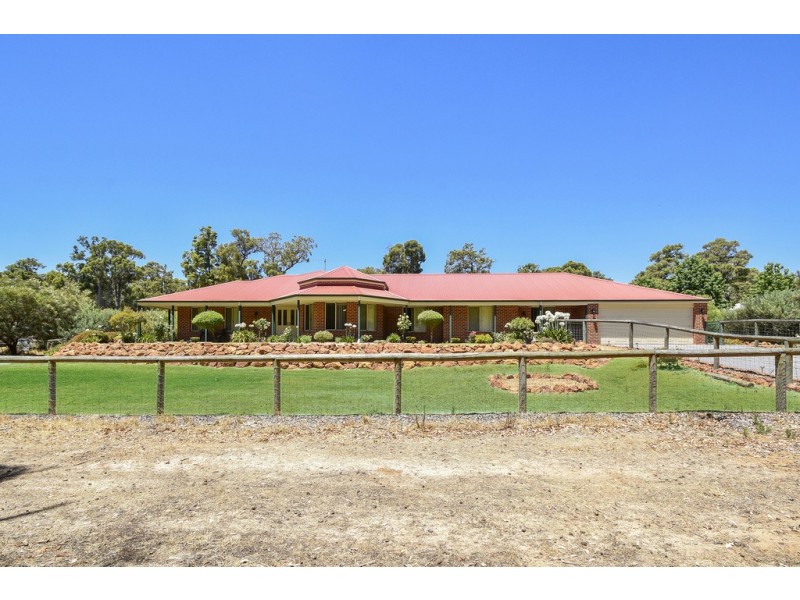 19 Chestnut Road, Jarrahdale WA 6124