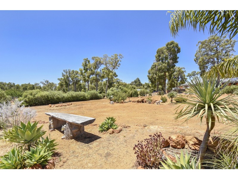 19 Chestnut Road, Jarrahdale WA 6124