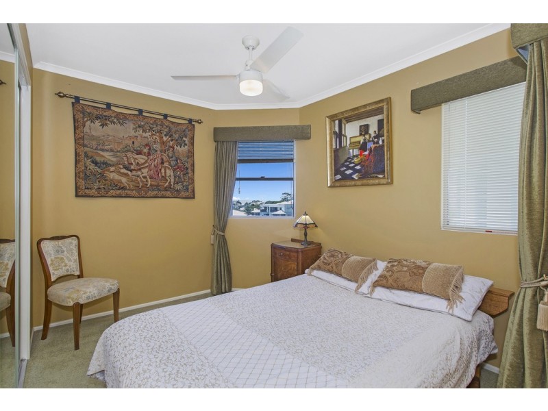 15/109 Landsborough Avenue, Scarborough QLD 4020