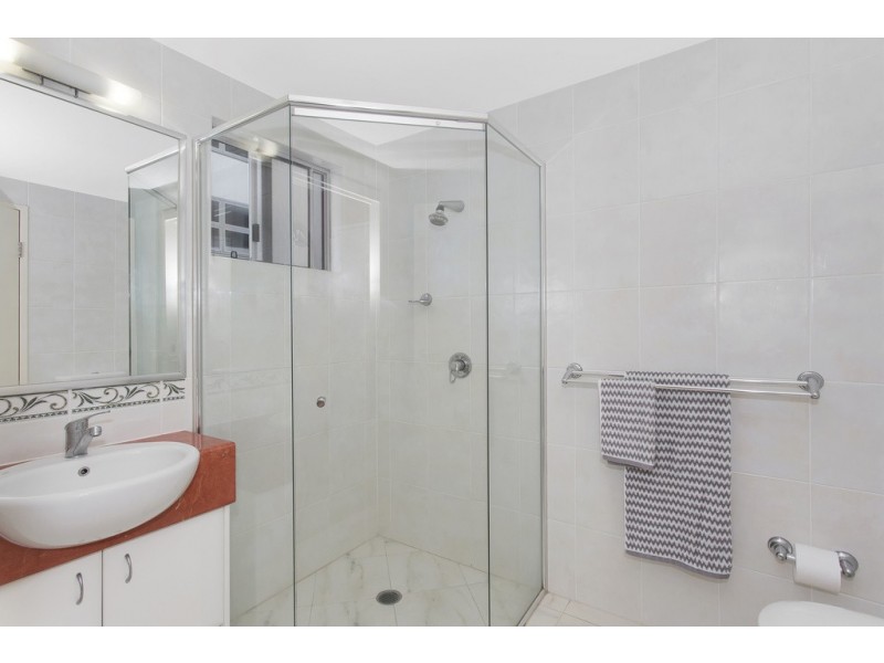 15/109 Landsborough Avenue, Scarborough QLD 4020