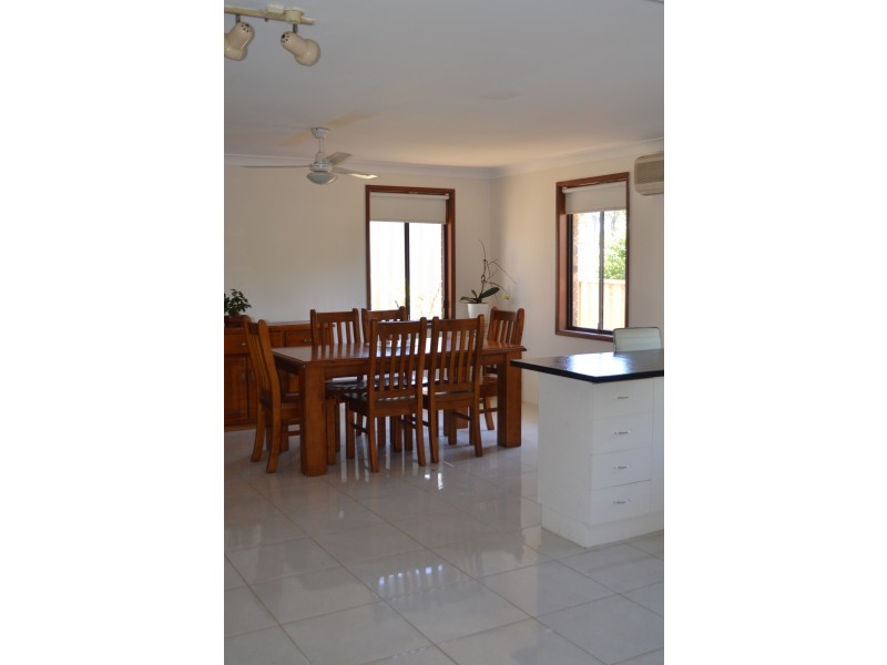 22 Robert Campbell Drive, Raymond Terrace NSW 2324