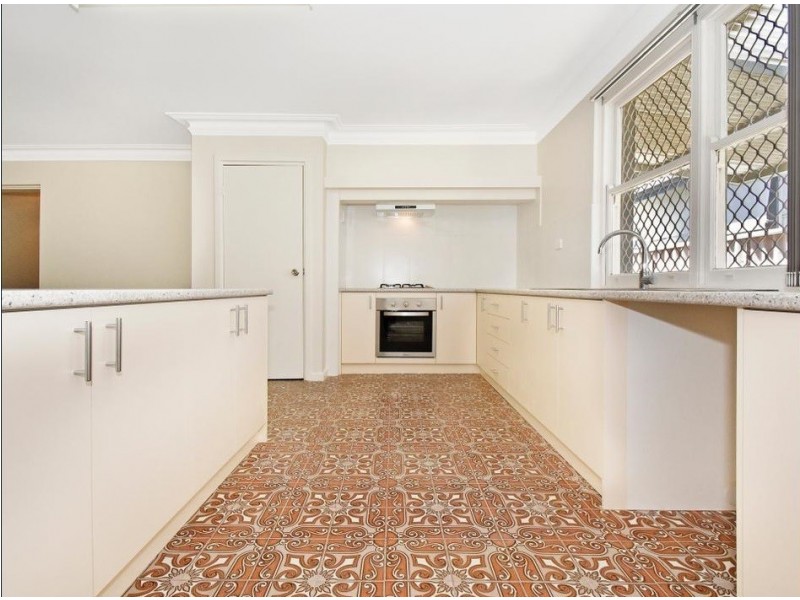 13 Hudson Street, Bayswater WA 6053