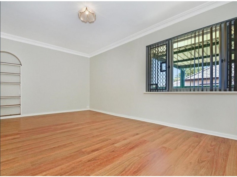 13 Hudson Street, Bayswater WA 6053